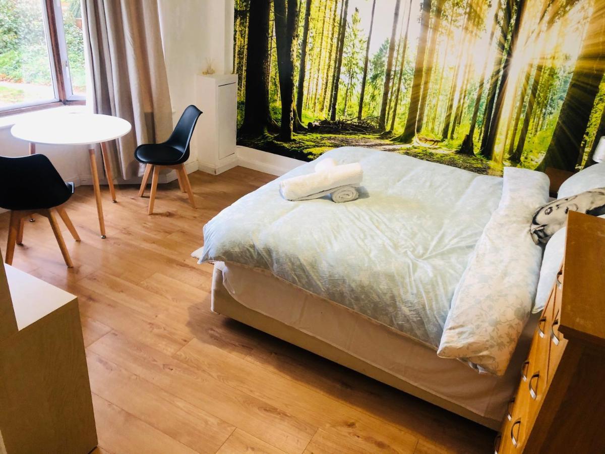 شقة Amazing Quiet Garden House Near London Luton Airport المظهر الخارجي الصورة
