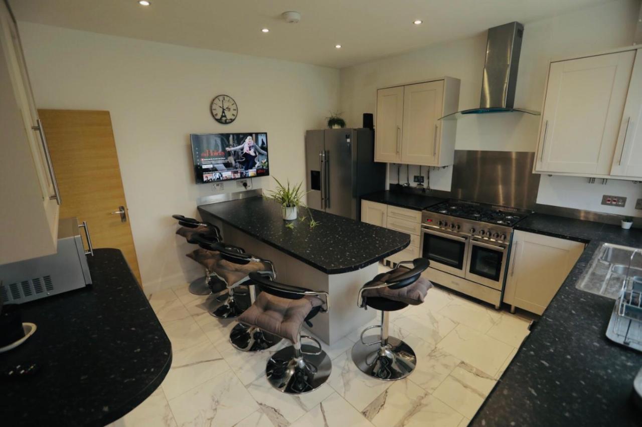شقة Amazing Quiet Garden House Near London Luton Airport المظهر الخارجي الصورة