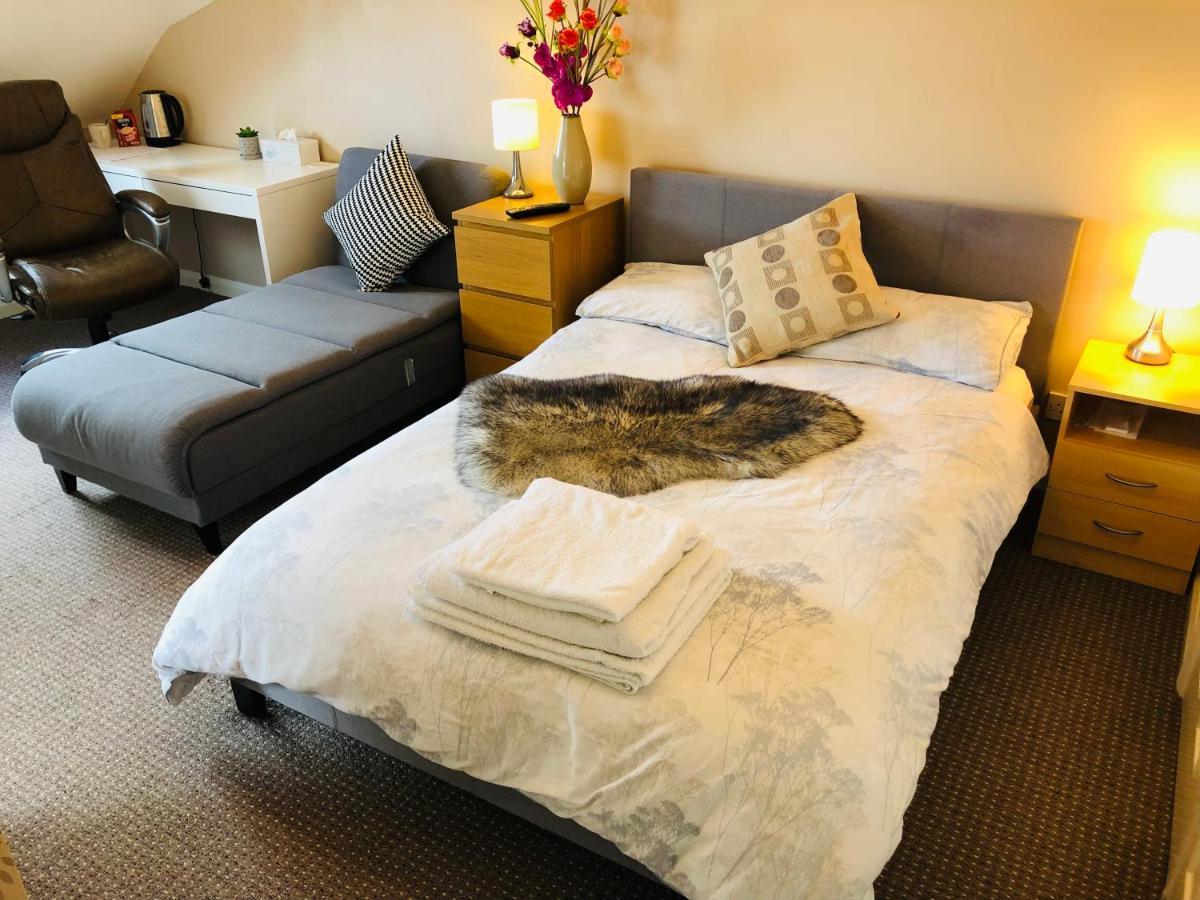 شقة Amazing Quiet Garden House Near London Luton Airport المظهر الخارجي الصورة