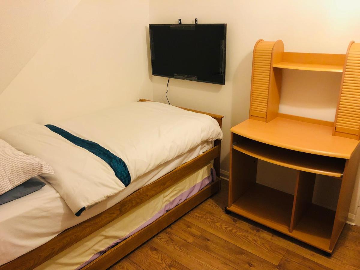 شقة Amazing Quiet Garden House Near London Luton Airport المظهر الخارجي الصورة